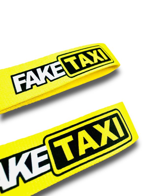 SMYCZ FAKE TAXI ŻÓŁTA Z KARABINKIEM