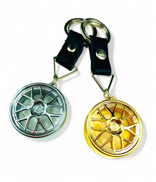 BRELOK DO KLUCZY – FELGA SAMOCHODOWA. IDEALNE DLA FANA MOTORYZACJI