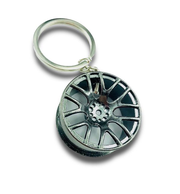 BRELOK DO KLUCZY – FELGA SAMOCHODOWA. IDEALNE DLA FANA MOTORYZACJI